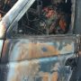 Mobil Perangkat Desa Dibakar