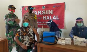 Vaksinasi di Pulau Madura Rendah