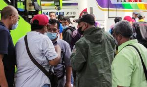 Ratusan Penumpang Bus di Terminal Bangkalan Ngoceh Karena Ditarik Rp 200 Ribu Test Antigen