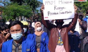 PMII dan BEM se Pamekasan Demo PPKM Level 4