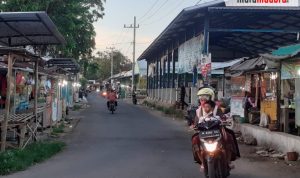 Pasar Bangkal Sumenep Sepi Pembeli saat PPKM