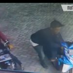 Viral, Pencurian Sepeda Motor di Depan Toko Modern Galis Bangkalan