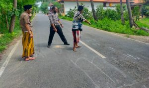 Pengendara Motor di Batang-Batang Tabrak Pejalan Kaki