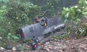 Bus Rombongan Guru SDN Sayang Masuk Jurang, 4 Tewas