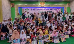 Harapan Bu Fitri di Pilkada 2024 Usai Santuni 100 Anak Yatim di Bulan Asyura