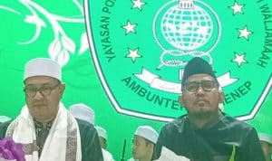 Viral Foto Bupati Fauzi dengan Kiai Unais