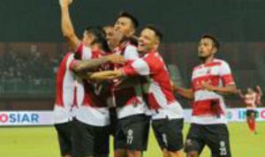 Imbang 2:2, Madura United vs Persebaya Dramatis