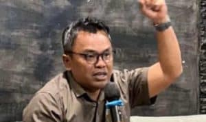 Setengah Berhala Jokowi