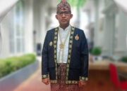 Bupati Fauzi