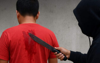 Polisi Dibacok