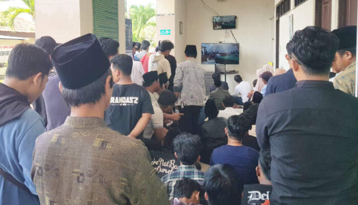 Sidang Kedua Carok di Geger, Kesaksian Saksi Berbeda