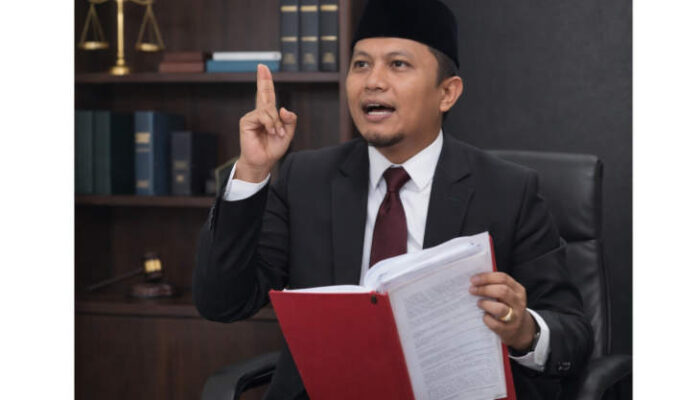 Kamarullah Yang Tidak Pergi