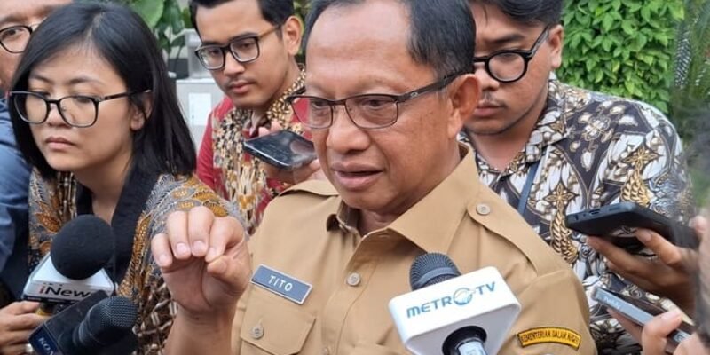 Mendagri Tito: Jangan Terburu-buru PHK PPPK, Hapus Perjalanan Dinas